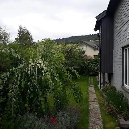 Beautiful House In Central Voss