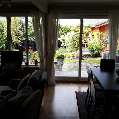 Beautiful House In Central * Voss